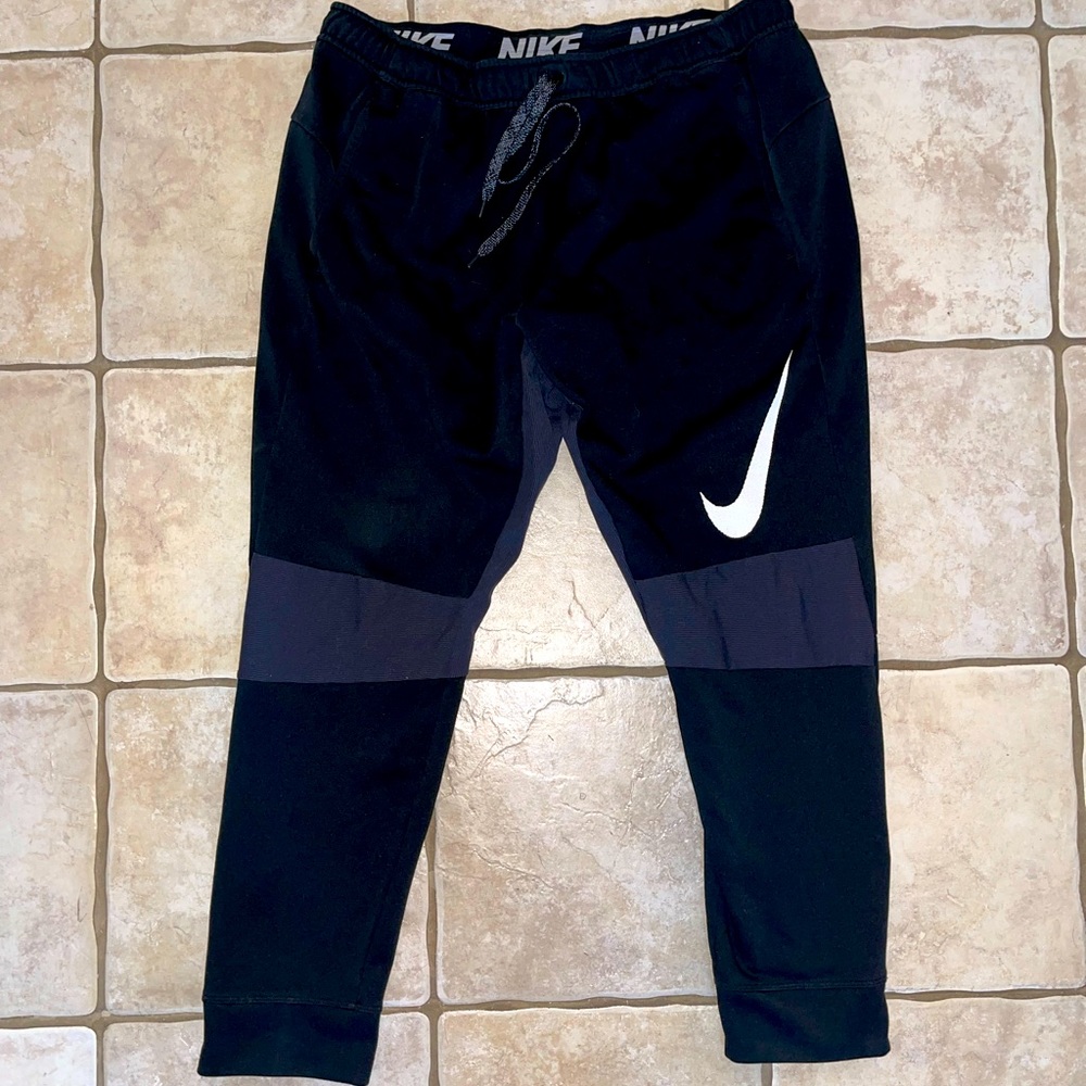 Nike Mens black Joggers size XXL with cool detail, good condition!